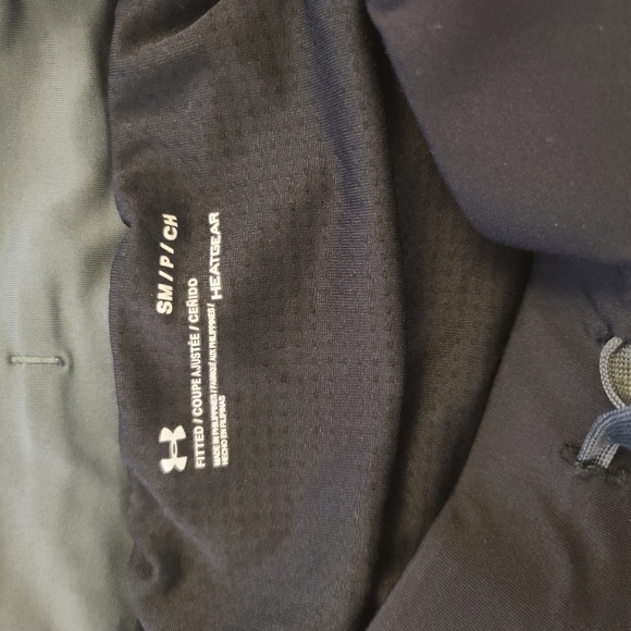 Under armour running shorts - Picture 4 of 4